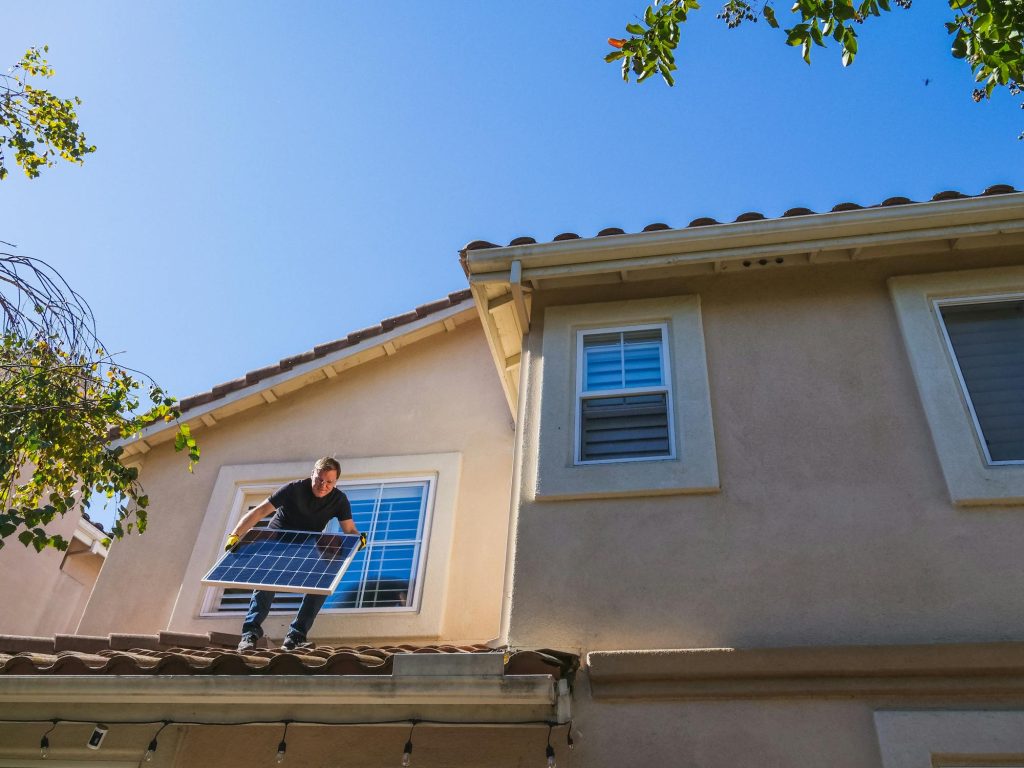 Track and Maximize the Savings From Your Solar Panels